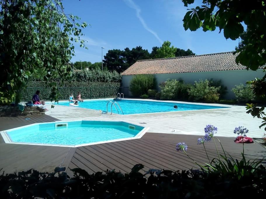 Appartement Avec Vue Sur Golf Pornic Exteriör bild
